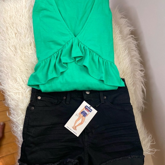 Ruffled V-Neck Tunic, Emerald Green, L - Picture 2 of 7